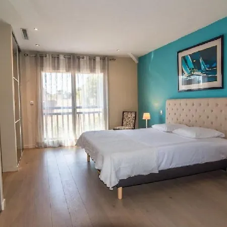 Splendide De Prestige En Plein Coeur D'arcachon Avec Piscine * Arcachon